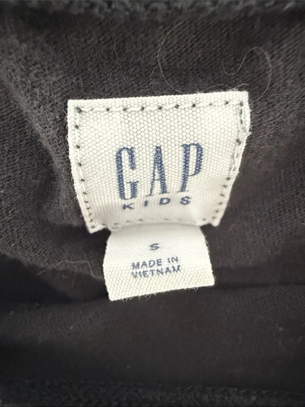 Gap Girls' Black Long-Sleeve Top with Sequin flipee Ice Skate